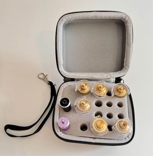 Estuche organizador rígido para cuchillas Cricut